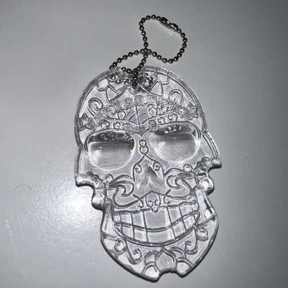 Laguna Beach Jeans RARE Clear Crystal Sugar Skull Keychain/Charm - 80% OFF SALE! - Picture 2 of 3